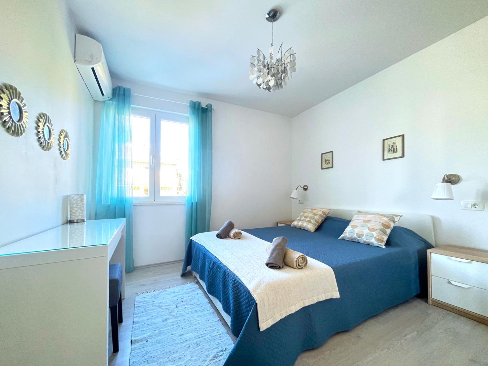 Apartments Sea & Sky Стари Град Номер фото